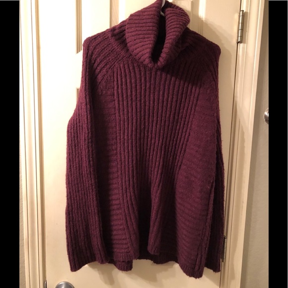 New Vera Wang Burgundy Turtleneck Sweater - Picture 5 of 8